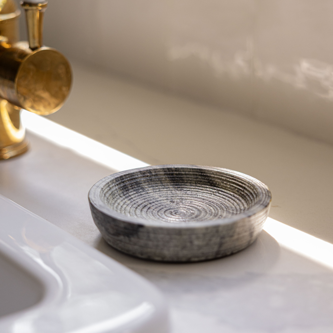 Porte-savon ou porte-brosse gris