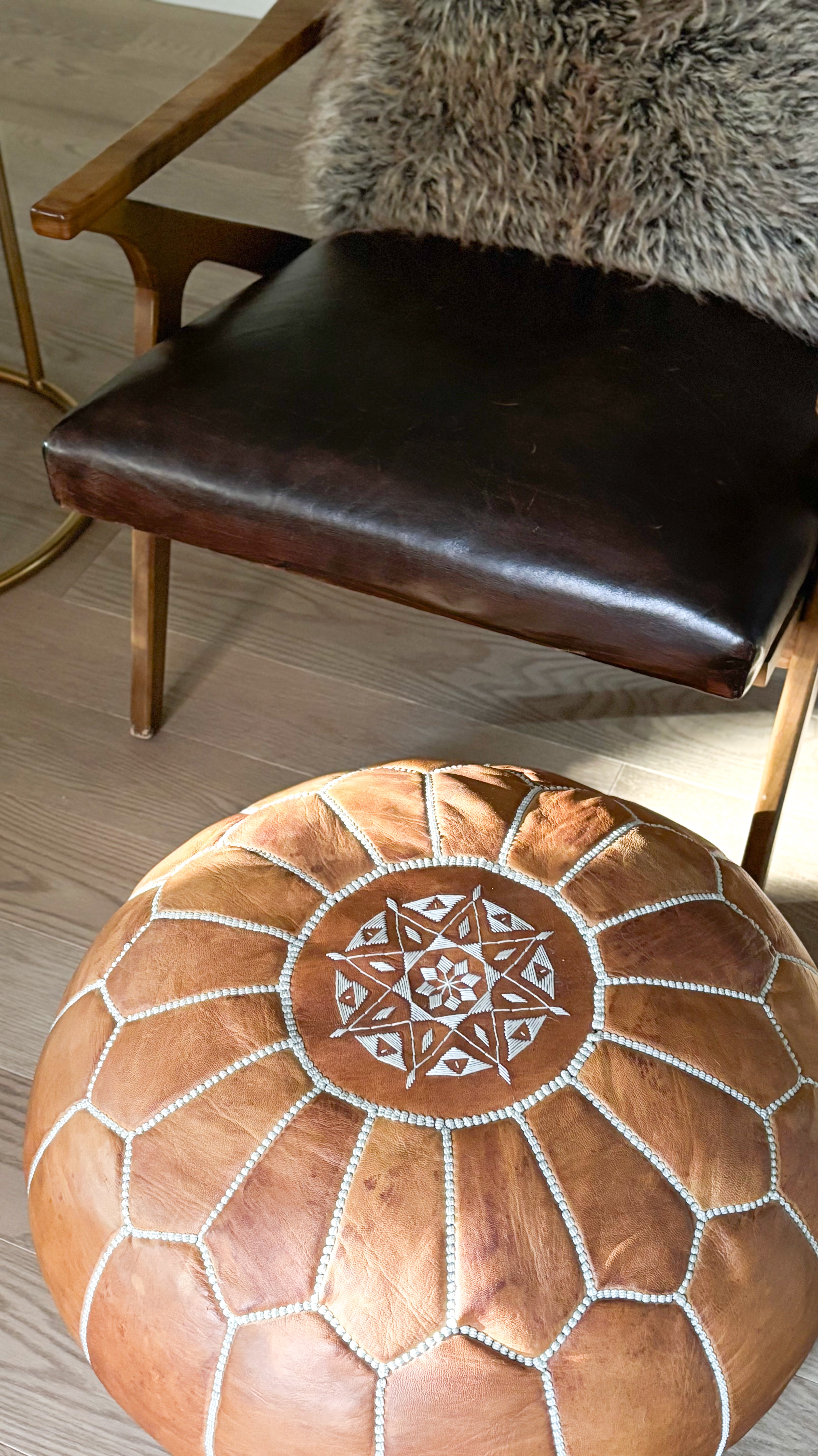 Pouf rond en cuir marocain couleur caramel