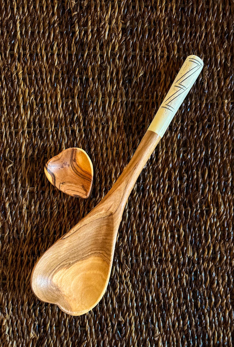 KENYA: Mini bol cœur en bois d'olivier