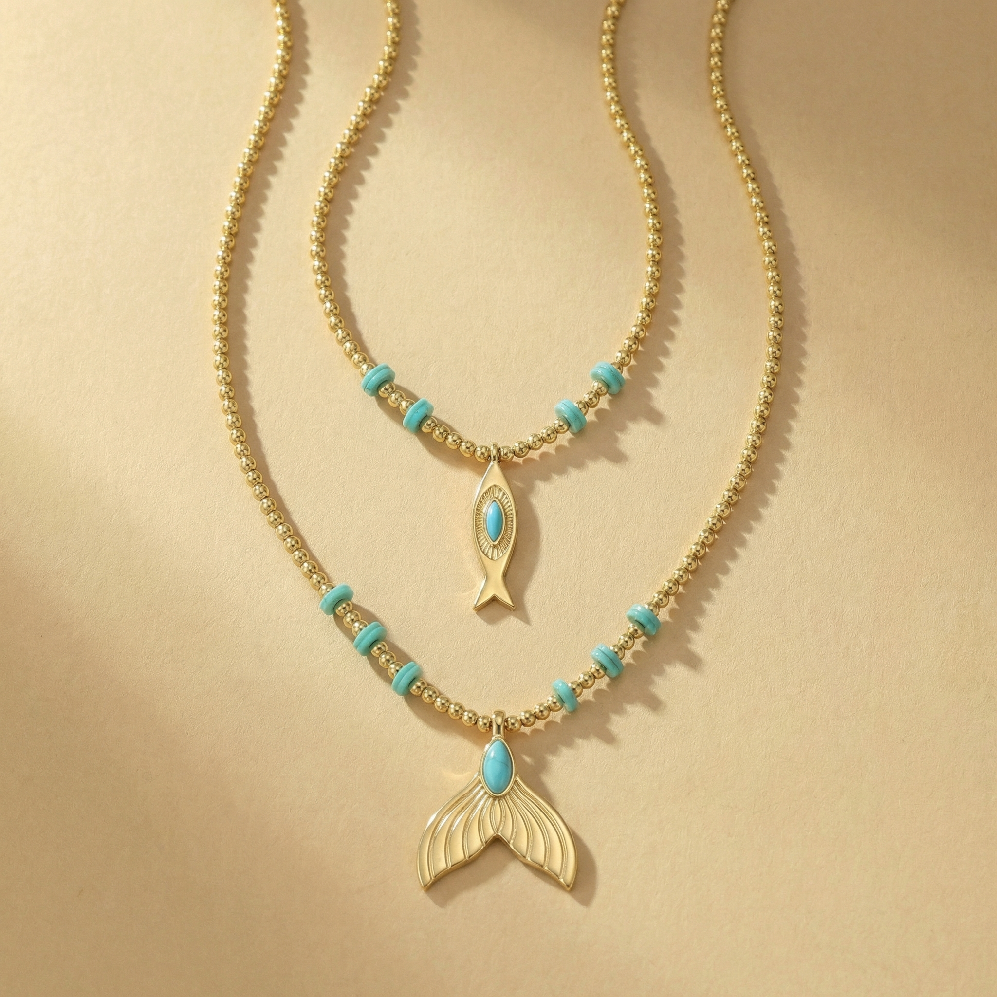 Collier Double Brin Doré Hématite et d'accents turquoises- de Grèce