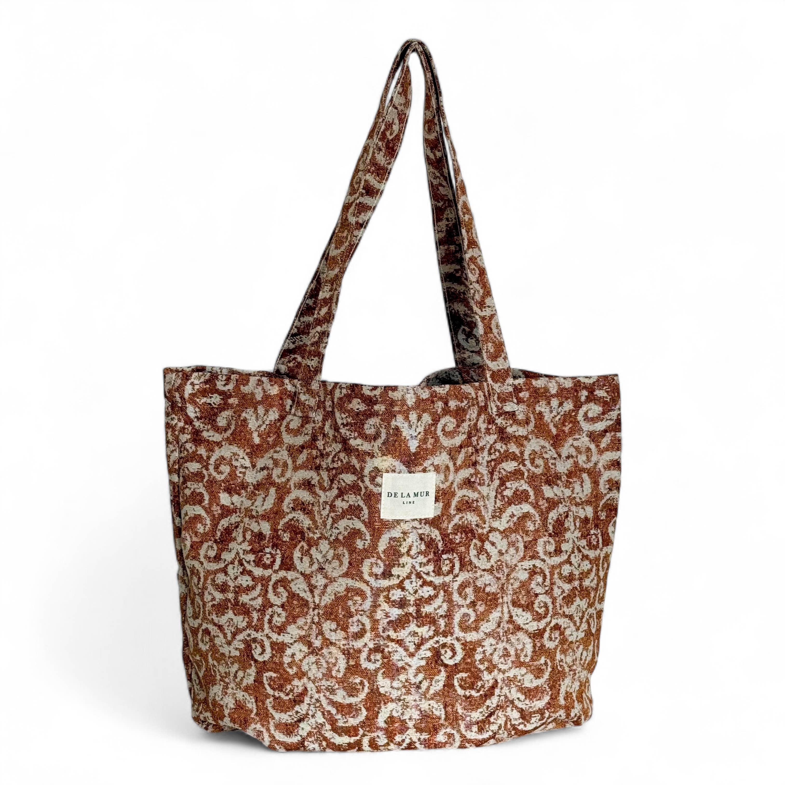 Grand sac cabas en tissu blanc sur fond rouille d'Espagne