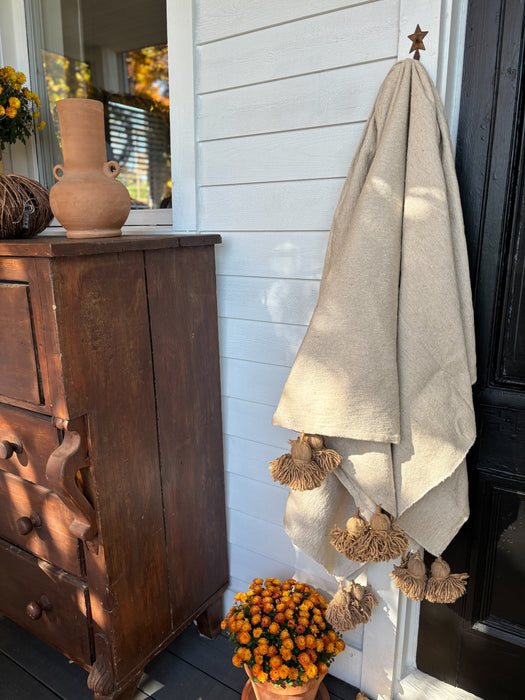 MAROC: Couverture à pompons marocaine de qualité supérieure faite main à carreaux et pompons