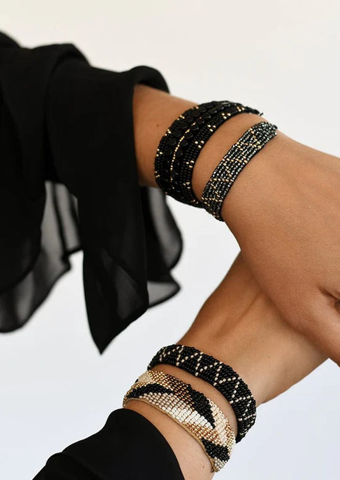 Bracelet en cuir à trois points et ligne dorée – NOIR/OR