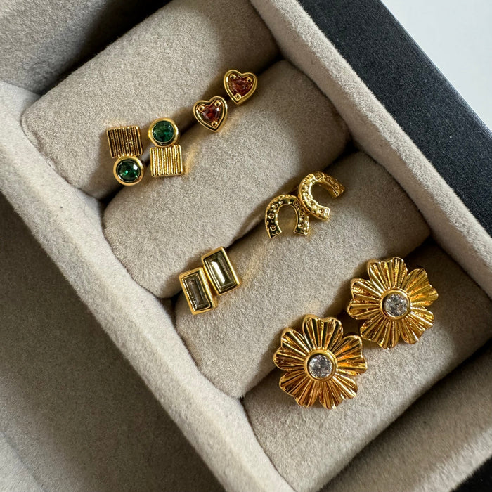 Clous d’oreilles Fleur Rayonnante / Sunburst Flower Studs